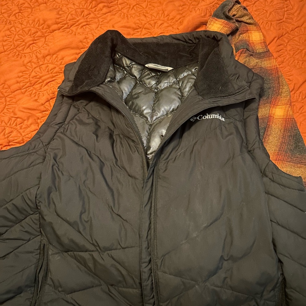 Columbia black Quilted Vest